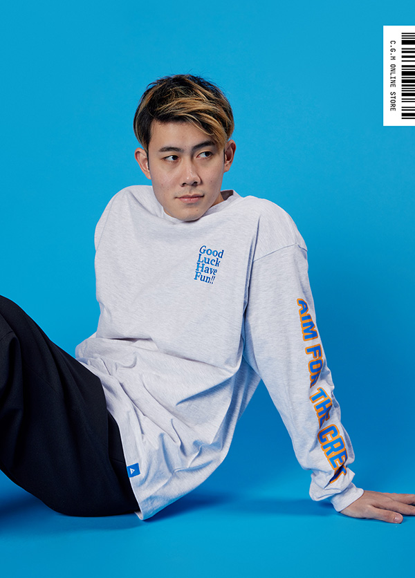 CREST GAMING ONLINE STORE
